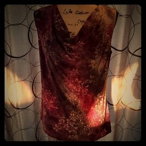 NWOT blouse with glitter, very stretchy fits S - L